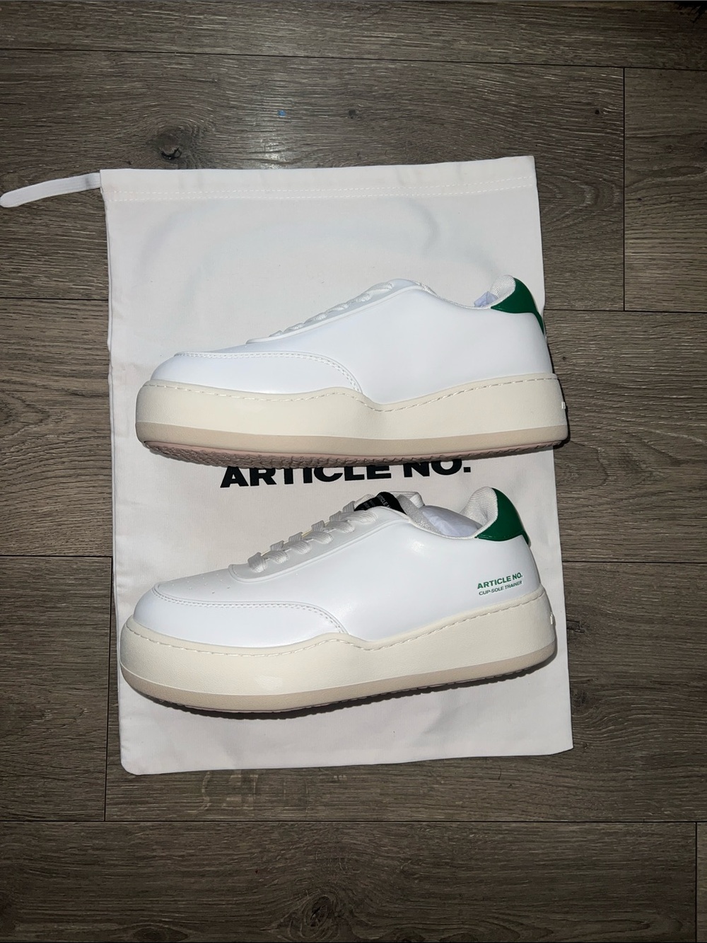 Burger Low-Top Men’s White/Green Trainers - Picture 8 of 12